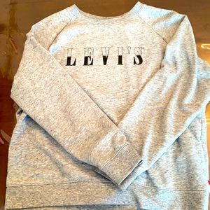 Levi’s crew neck